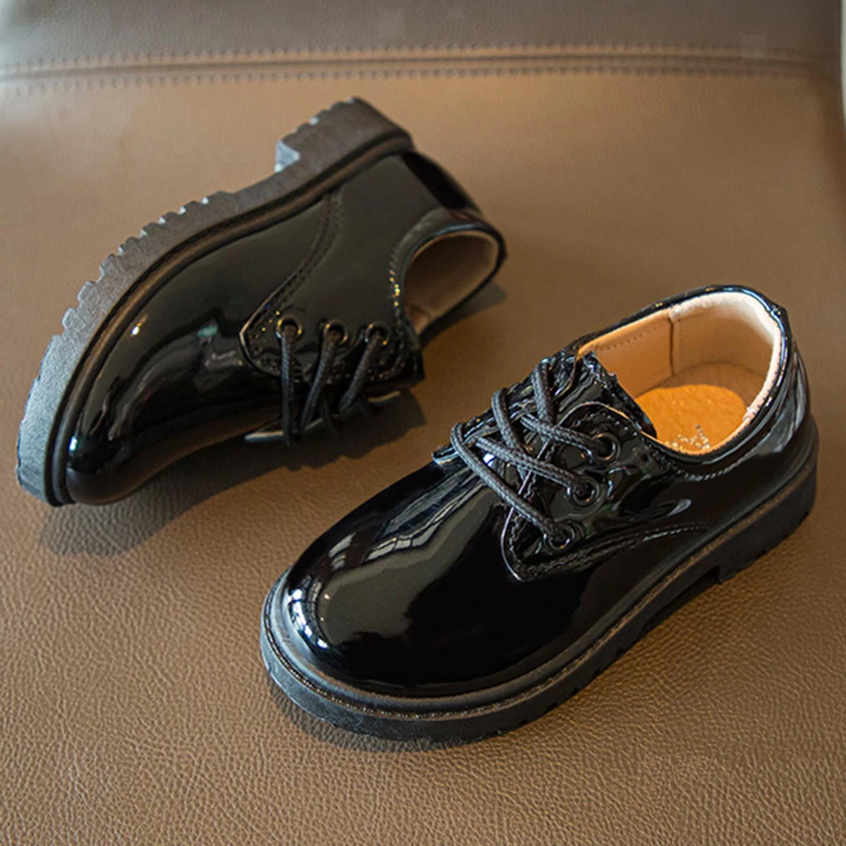 Student Dress Shoes Walking Shoes Comfortable Modern Low Cut Shoes Office Daily