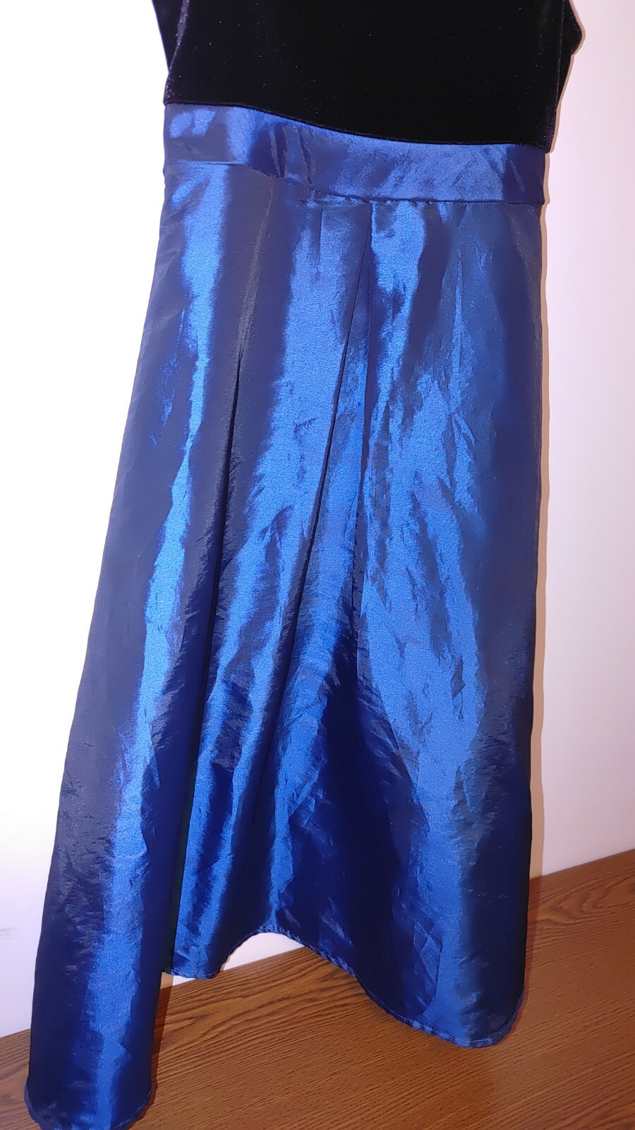 Picture 2 of 11