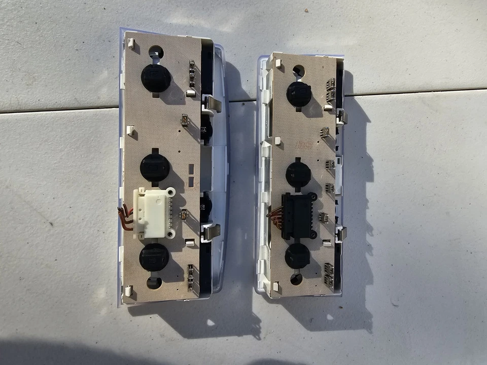 09 10 BMW 535i xDrive interior techo lectura domo mapa luz lámpara 63316962058 OEM Foto 2 de 4