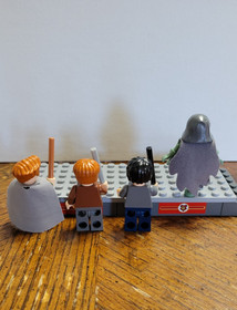 Harry Potter Lego Set #4758 Hogwarts Express COMPLETE w/ MANUAL All Minifigures