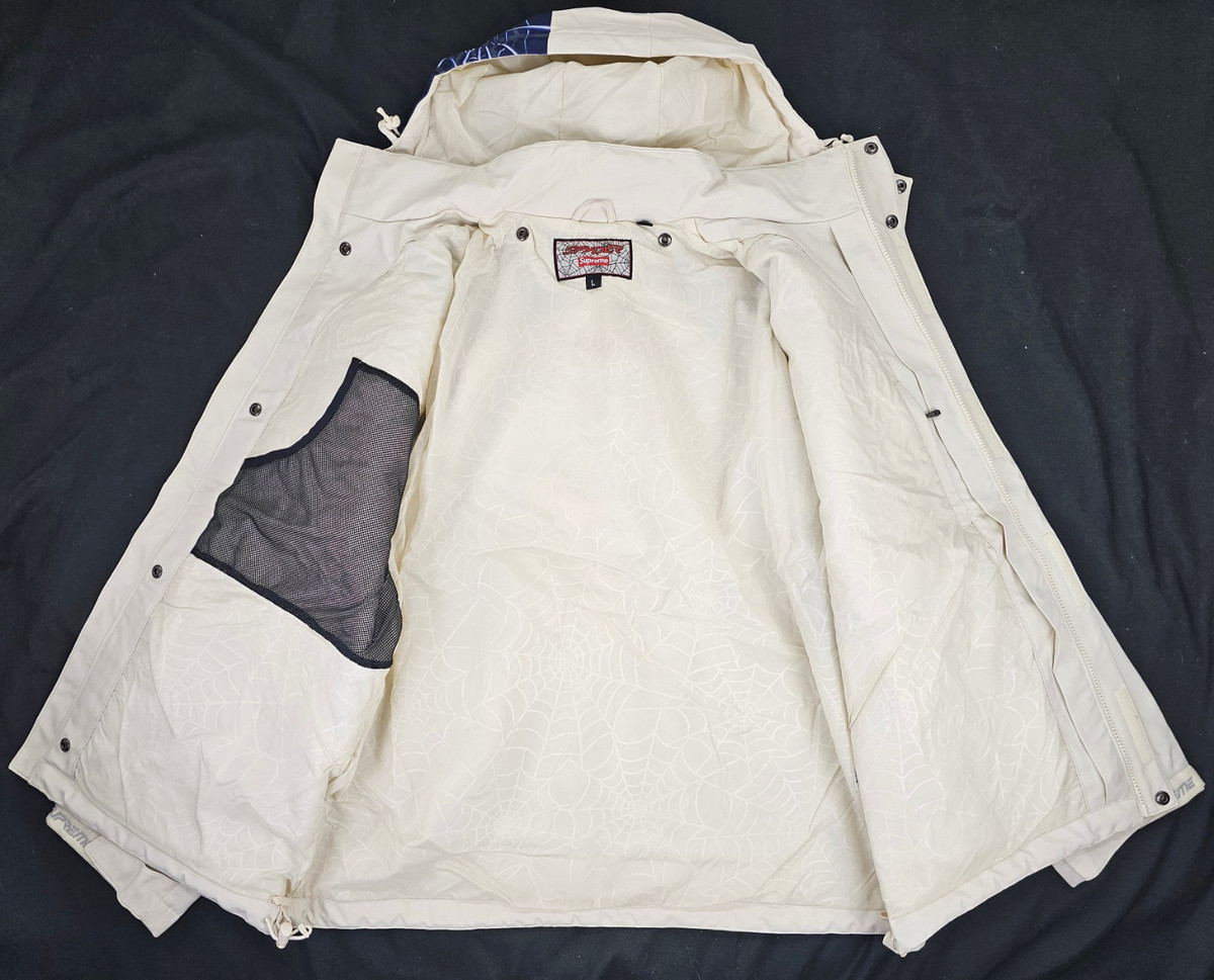 Supreme x Spyder Technical Jacket Stone White FW24 Men's Supreme x Spyder Technical Jacket Stone White FW24 Men's