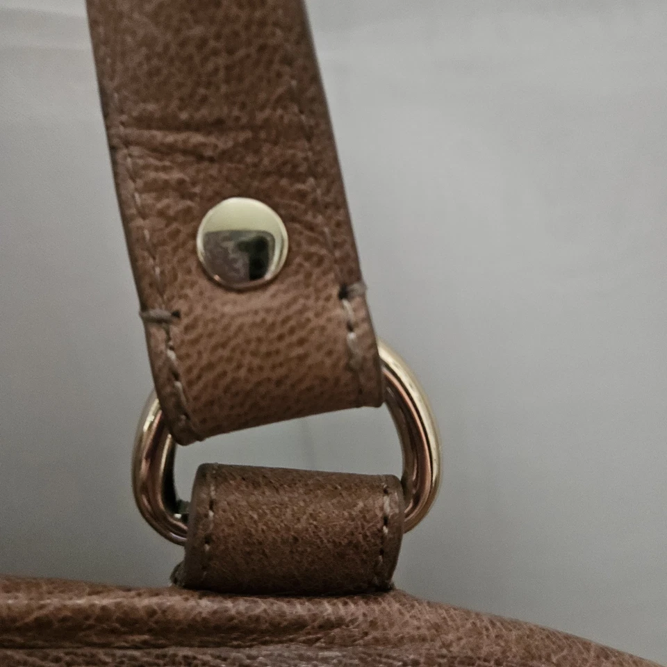 Cartera Rebecca Minkoff Diamond Taupe Nueva con Etiquetas Foto 4 de 4