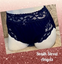 VINTAGE WACOAL 84259  BLACK  NYLON AND LACE HI-CUT BRIEF PANTIES  LARGE 7