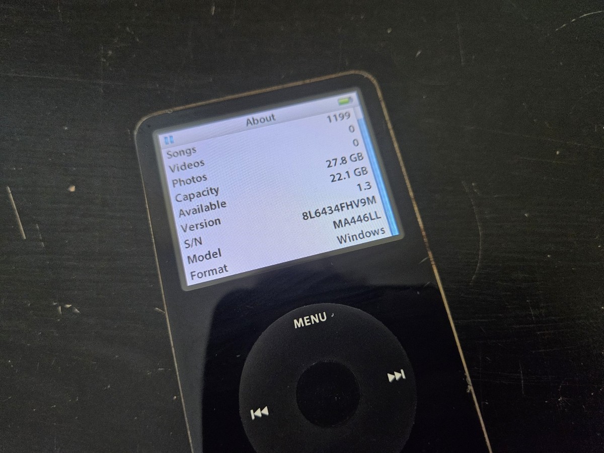 Apple iPod Classic 5th Gen A1136 - Black 30gb for sale