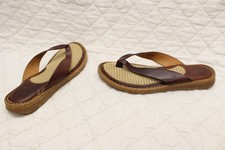 Born women size 10 brown leather foam comfort flip flop slippers