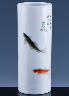 SUPERBLY PAINTED CHINESE FISH WATER LANDSCAPE INSCRIBED VASE ARTIST SEAL MARK