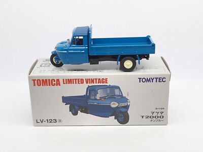 【新品】TOMICA LIMITED VINTAGE マツダT2000M 2台。 Tomytec Tomy Tomica Limited Vintage LV-51b Mazda T2000