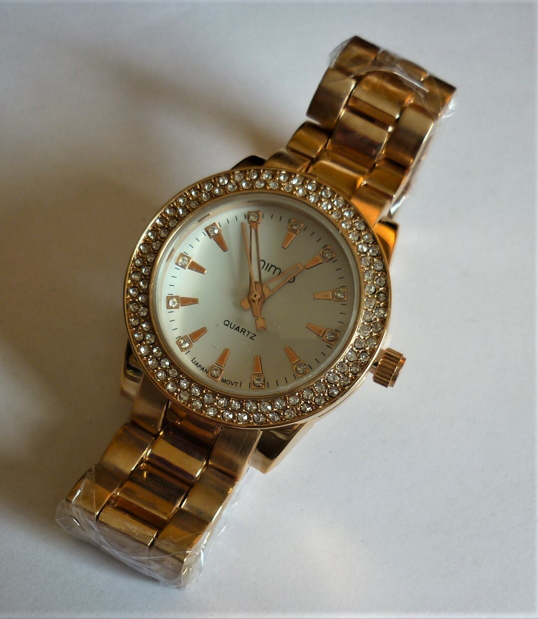 animoo quartz watch