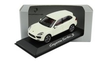 RARE PORSCHE CAYENNE (92A) TURBO S 2013 WHITE 1:43 MINICHAMPS (DEALER MODEL)