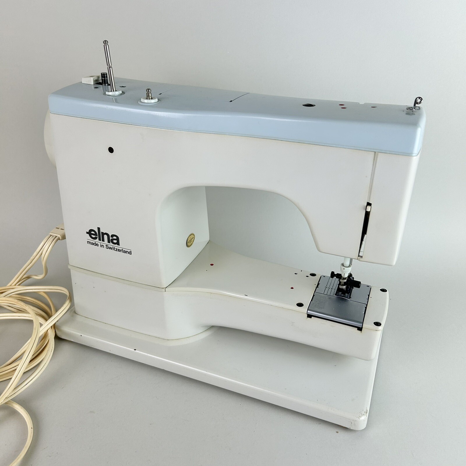 VTG Elna SU Super 62C Switzerland Sewing Machine Tavaro SA + Pedal