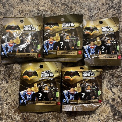 Mighty Mini's Batman Superman Figure Series 1 Surprise Blind Pack LOT OF 5