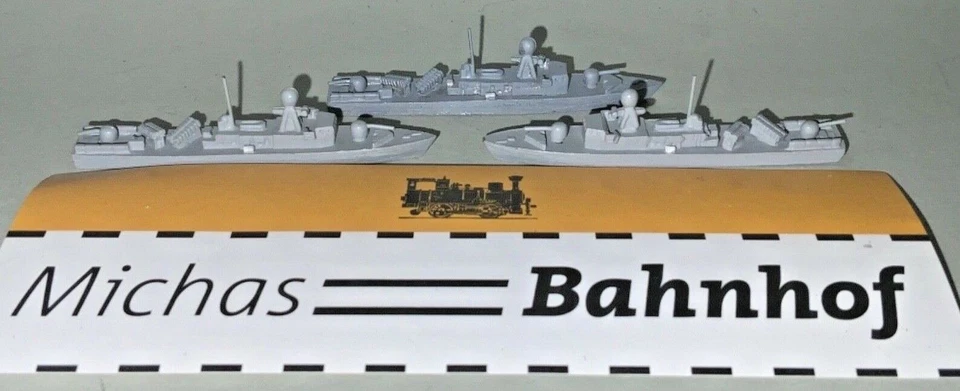 3x Delphin S61 Orsa Torpedoboot Schiffsmodell 1:1250 %44 å