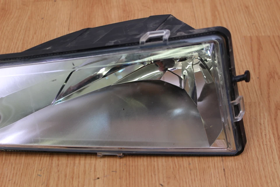 Faro derecho Polaris Ranger XP 900 LE 2014 dirección asistida eléctrica Foto 3 de 4