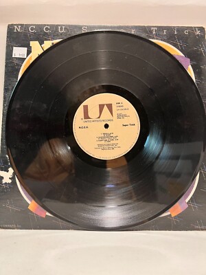 A63 NCCU: Super Trick, 1977 United Artists UA-LA729-G