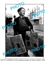 OLD 6 x 4 PHOTO NEWSBOY SELLING NEWSPAPERS MOUNT GAMBIER 1940 SOUTH AUSTRALIA