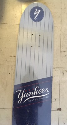 スケートボード Supreme New York Yankees Skateboard Navy Supreme New York Yankees Skateboard Deck - Navy