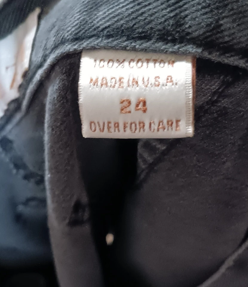 Pantalones cortos de mezclilla de algodón Venezia Jeans talla 24 oscuros Foto 4 de 4