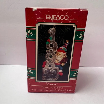 1992 Enesco Carver 3rd in Wee Tree Trimmers ornament
