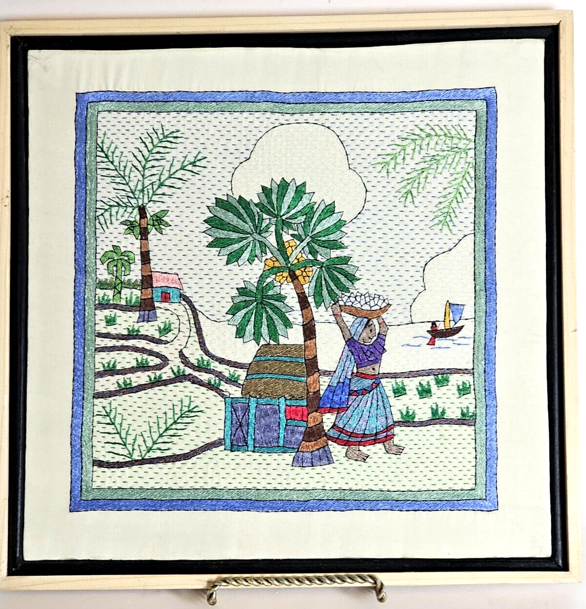 Tapisserie Murale Brodée Main – Vie Villageoise – Bangladesh – 48x32 Pouces – Noir