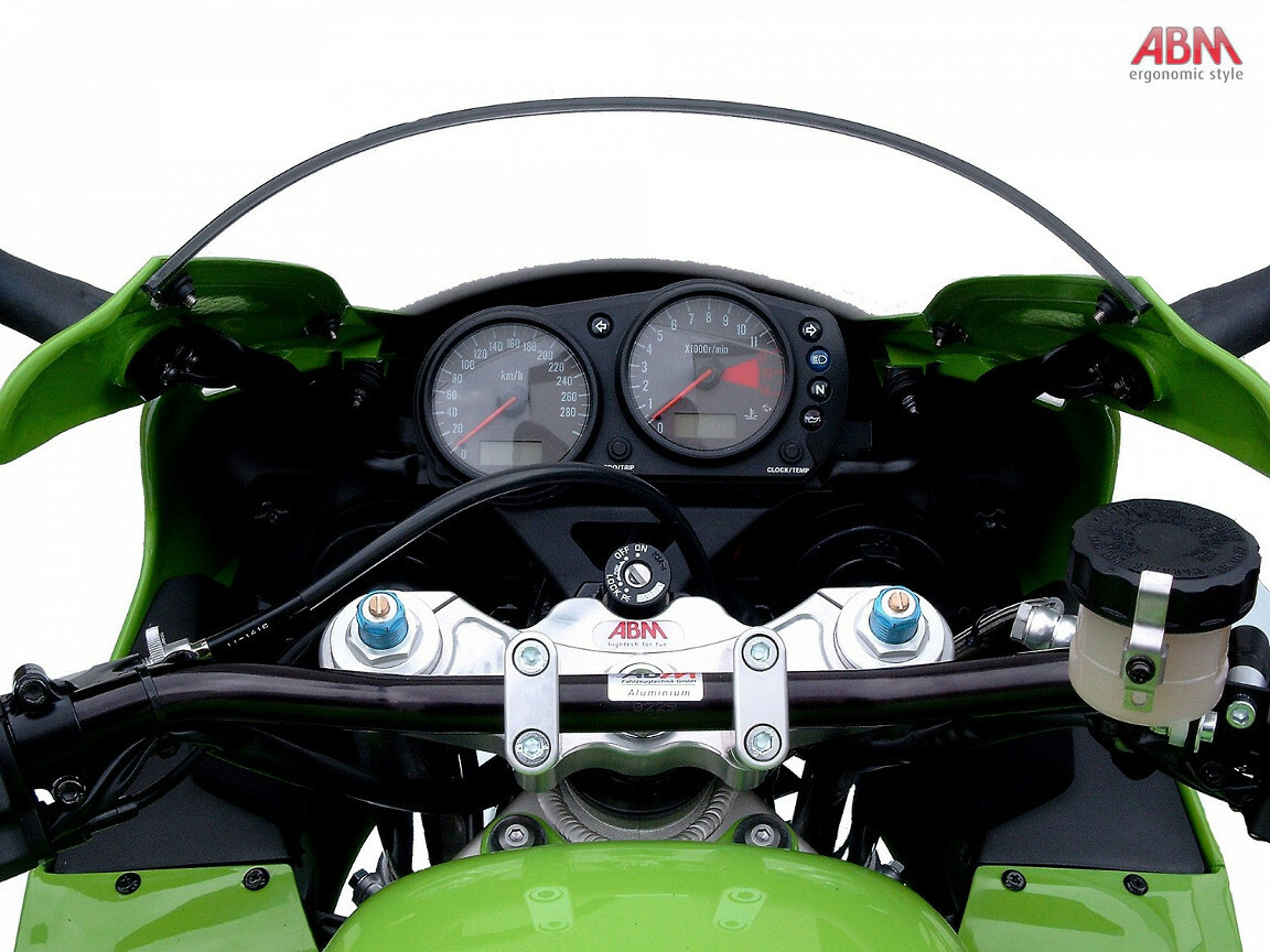 YK ページ Kawasaki Motorcycle 2001 OEM Parts Diagram for Labels