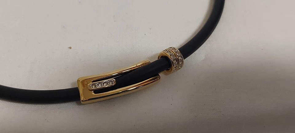 Pierre Lang Collier Halskette Kautschuk Halsreif mit Anhänger Rhodiniert Goldf. - Bild 3 von 4