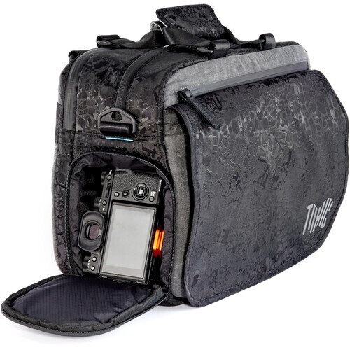 Borsa messenger/sling 3 gambe Thing Toxic Wraith fotocamera, grande 20 L, onice nero - Foto 12 di 14
