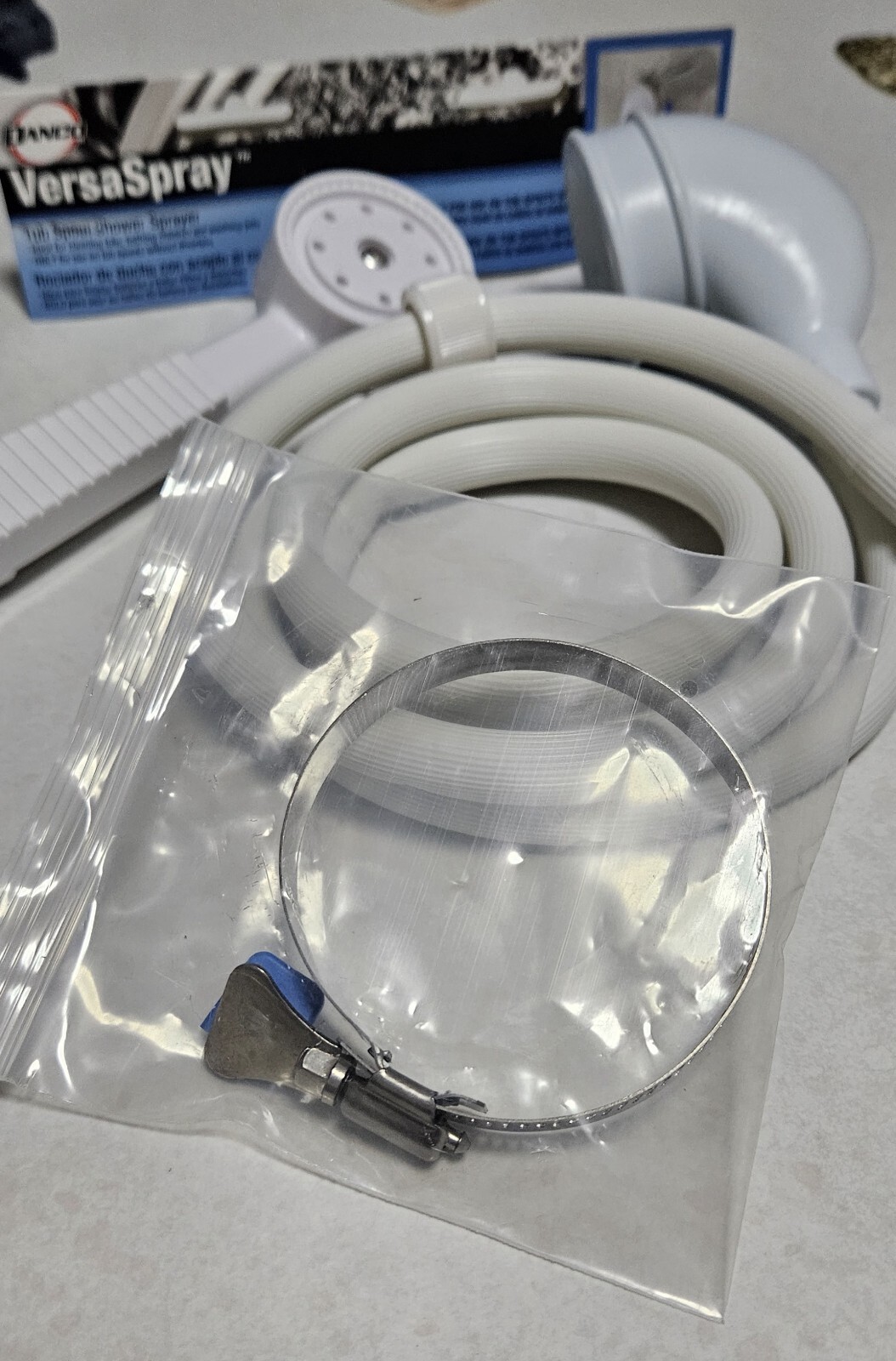 Versa Spray Portable Hand Held Shower Head Fits Bathtubs without