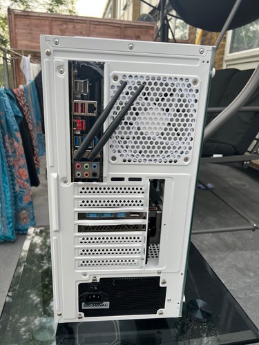 BRAND NEW! GAMING PC- AMD Radeon 7900XTX 24GB, Ryzen 7800X3D, 32GB DDR5, 1TB SSD - Picture 15 of 19