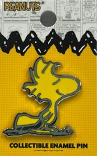 Enamel Pin - Peanuts - Snoopy - Woodstock Embossed Lapel Pin Badge NEW