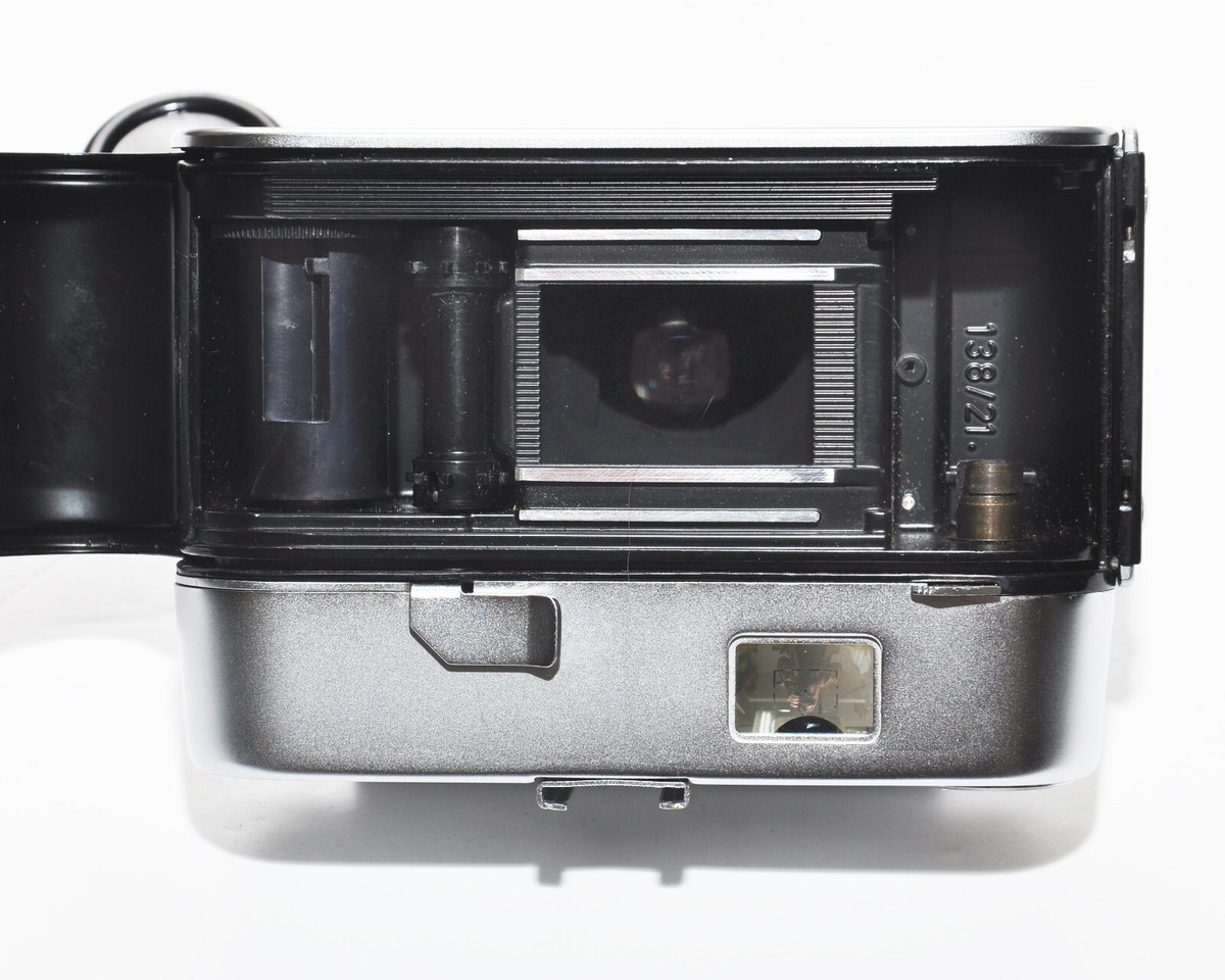 Voigtlander VITO Automatic 35mm Film Camera w/Lanthar 50mm f2.8