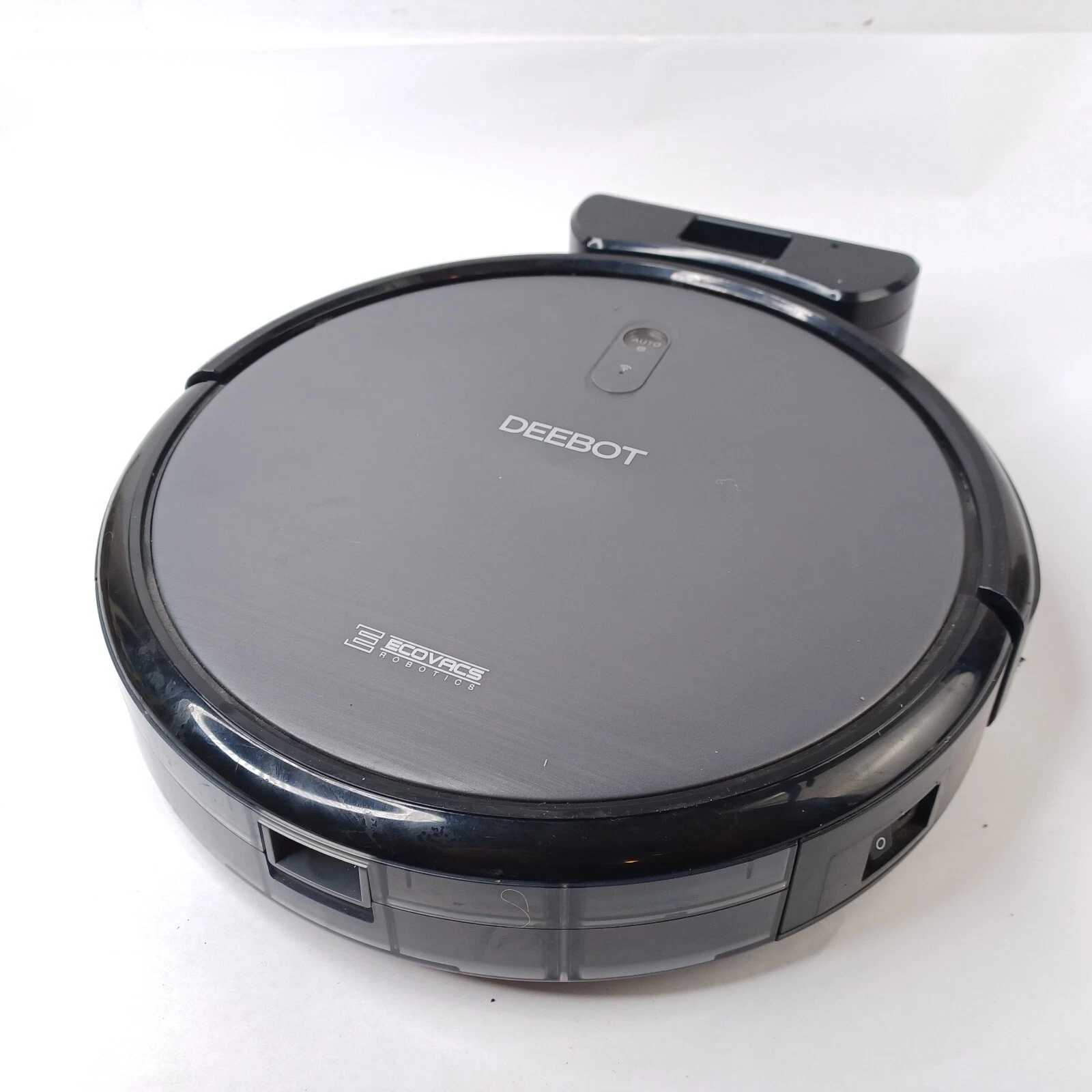 Ecovacs Deebot DN622 Black Robotic Vacuum Remote Cleaner For Parts Repair