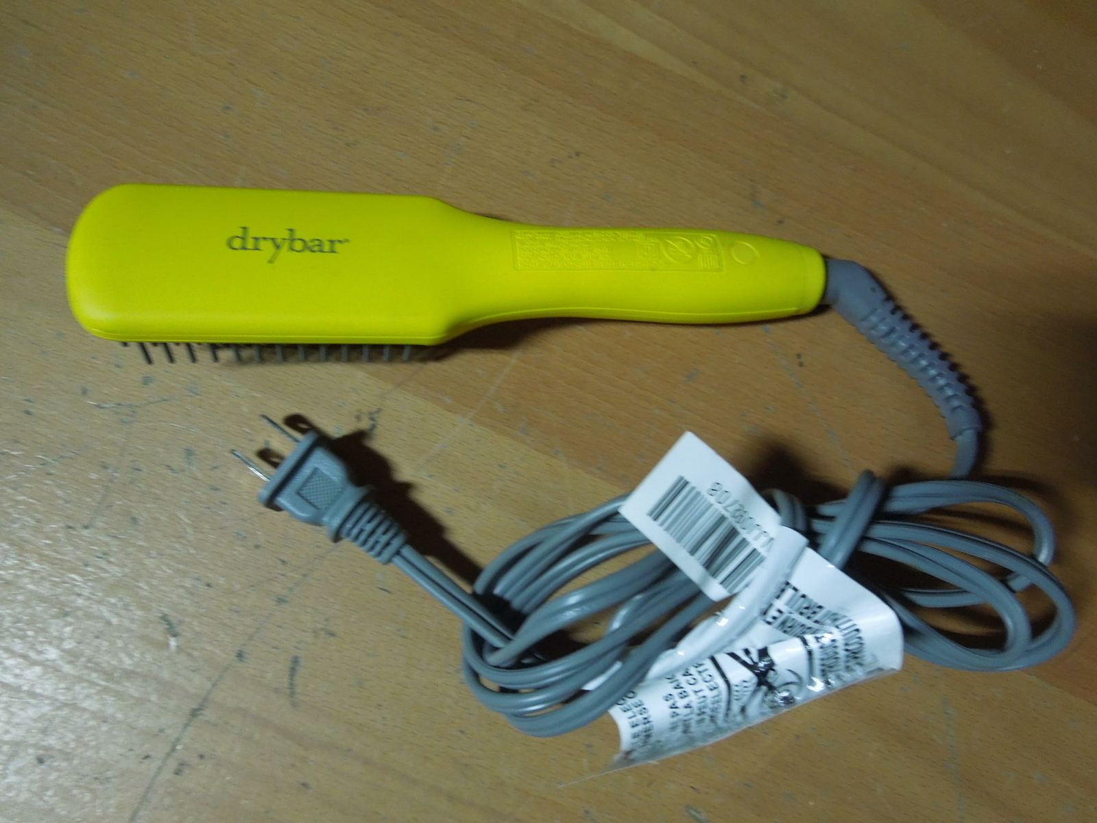 drybar the baby brush crush mini heated straightening brush