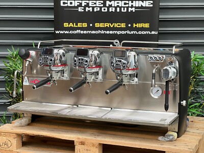 LaCimbali M200 GT Turbo Steam 3 Group Espresso Commercial Coffee Machine   Black