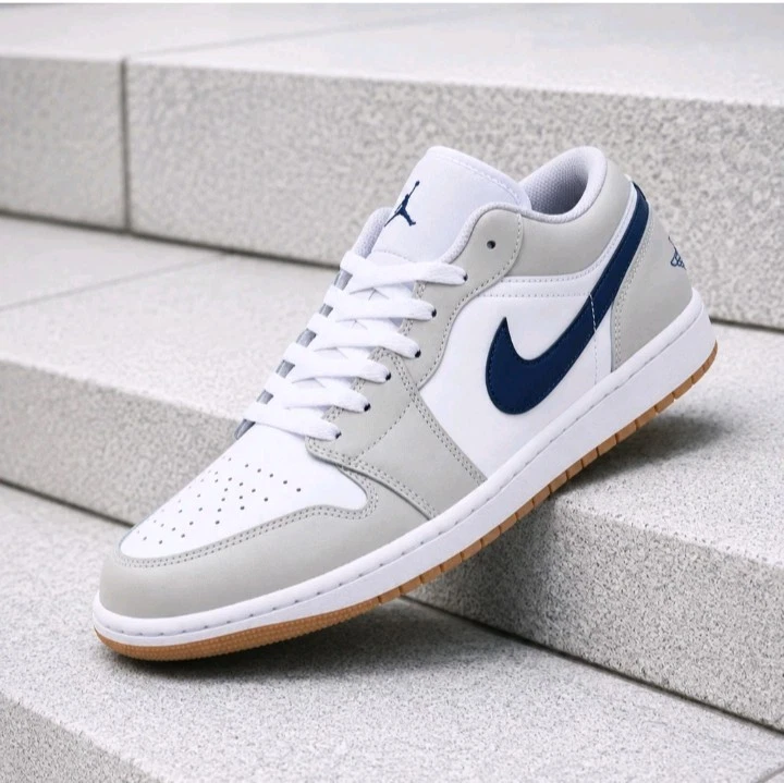 Jordan 1 Low Midnight Navy for Sale - Authenticity Guaranteed - eBay