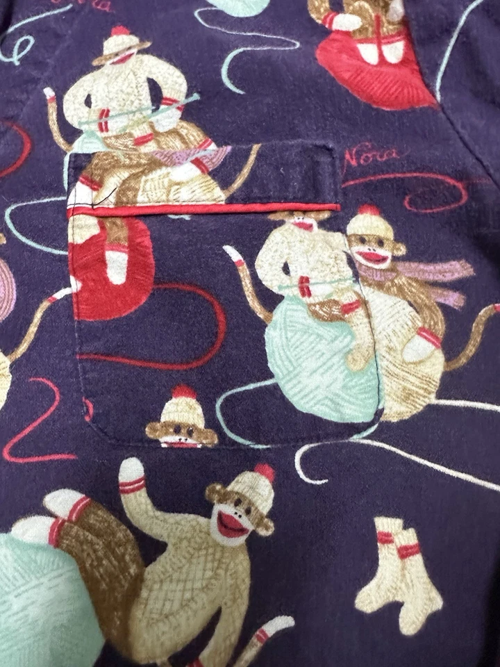 Conjunto de pijama de franela para mujer Nick & Nora grandes bolas de hilo púrpura calcetín monos Foto 4 de 4