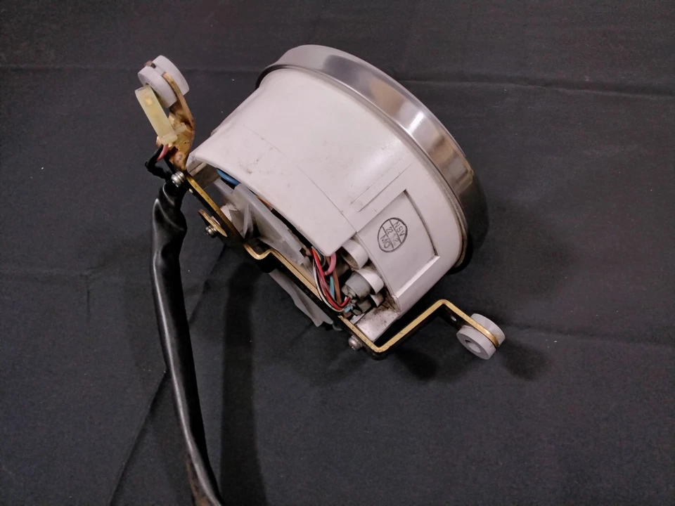 Yamaha V-Star 1100 2000-09 velocímetro funcionando odómetro 19 k millas ¡Bonito! XVS1100 Foto 4 de 4