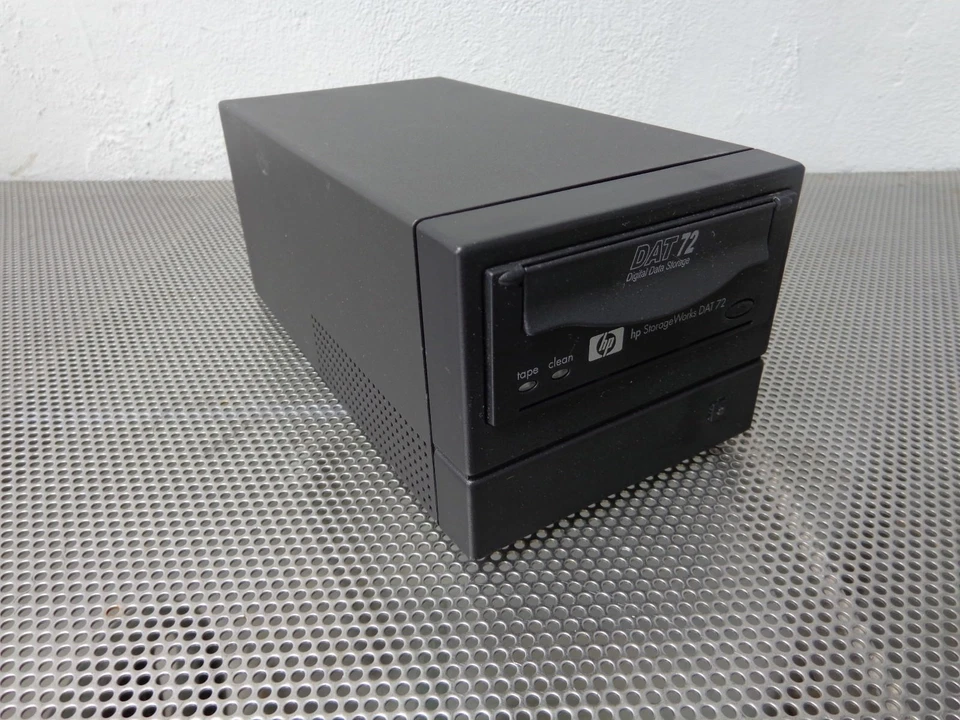 HP Tape drive DAT 72 Gb DDS5 LVD Q1523A External 333748-001 Q1527A Q1523-67201 - Image 2 of 4