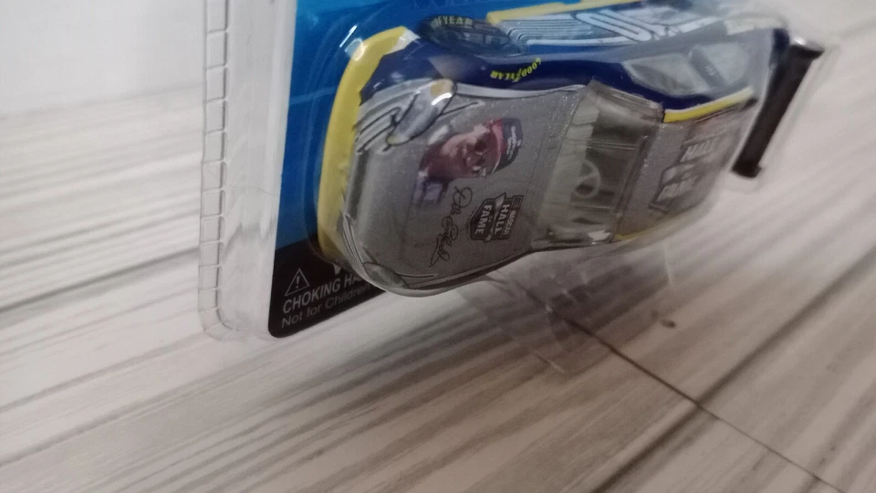 NASCAR Winner's Circle 2010 clase inaugural Dale Earnhardt 1/64 Salón de la Fama #10 Foto 4 de 4