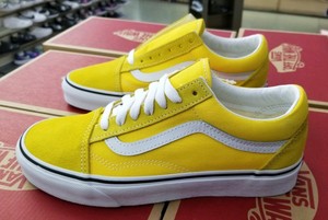 vans old skool yellow & true white skate shoes