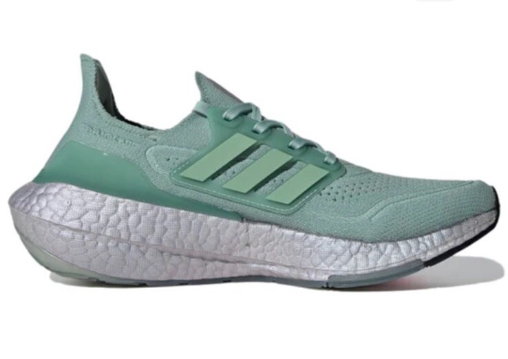 WOMEN'S ADIDAS ULTRABOOST 21 RUNNING HAZY GREEN FY0408 SIZE