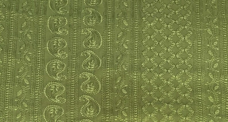 Оливково-зеленая прозрачная ткань с вышивкой| Продажа по размеру ткани - небольшие цветочные мотивы - Изображение 4 из 4