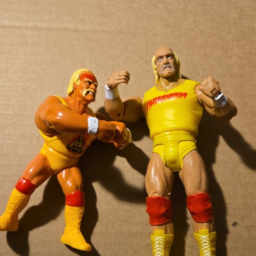 WWF HASBRO Hulk Hogan Action Figures 2 FIGS RARE F...