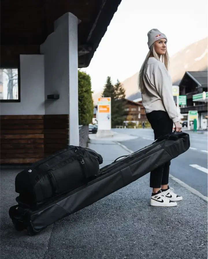 USED DB Equipment Snow Roller Pro Ski Snowboard Bag White 190cm