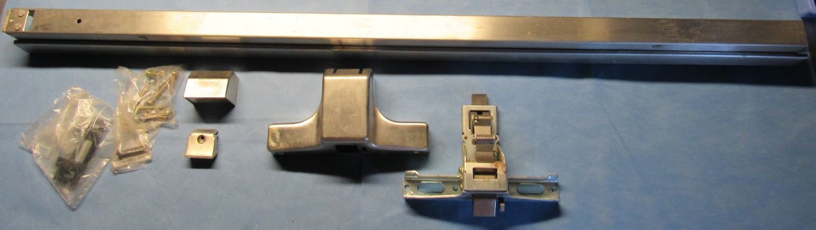 Yale 2100-630 Stainless Steel 41 Inch Bar Complete Set No Ma