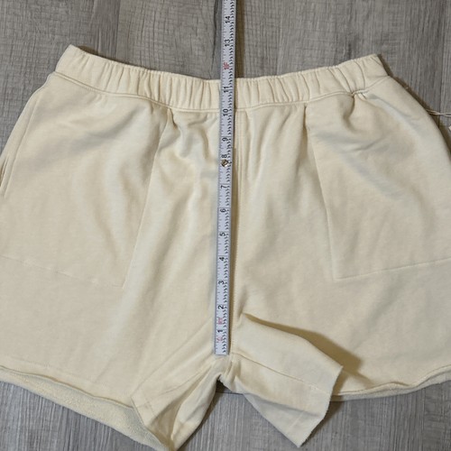 Neu mit Etikett Universal Thread cremefarbene Damen-Sweatshorts mit Tasche Größe Small - Bild 17 von 24