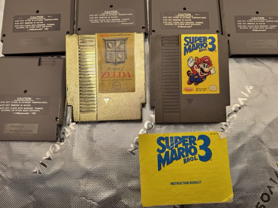 Lote de 15 juegos para Nintendo NES Zelda Gold Cart Super Mario Bros 3 Bigfoot Bundle Foto 2 de 4