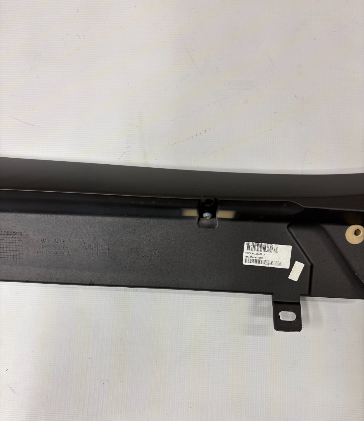 2019- 2023 ASTON MARTIN VANTAGE DOOR SILL APPLQ LH-GRAPHITE KY63-10609-BB