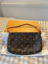 Louis Vuitton Pochette Accessories Bag In Monogram 