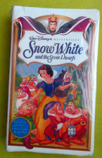   New Snow White  the Seven Dwarfs VHS Disney Masterpiece Clamshell, Sticker