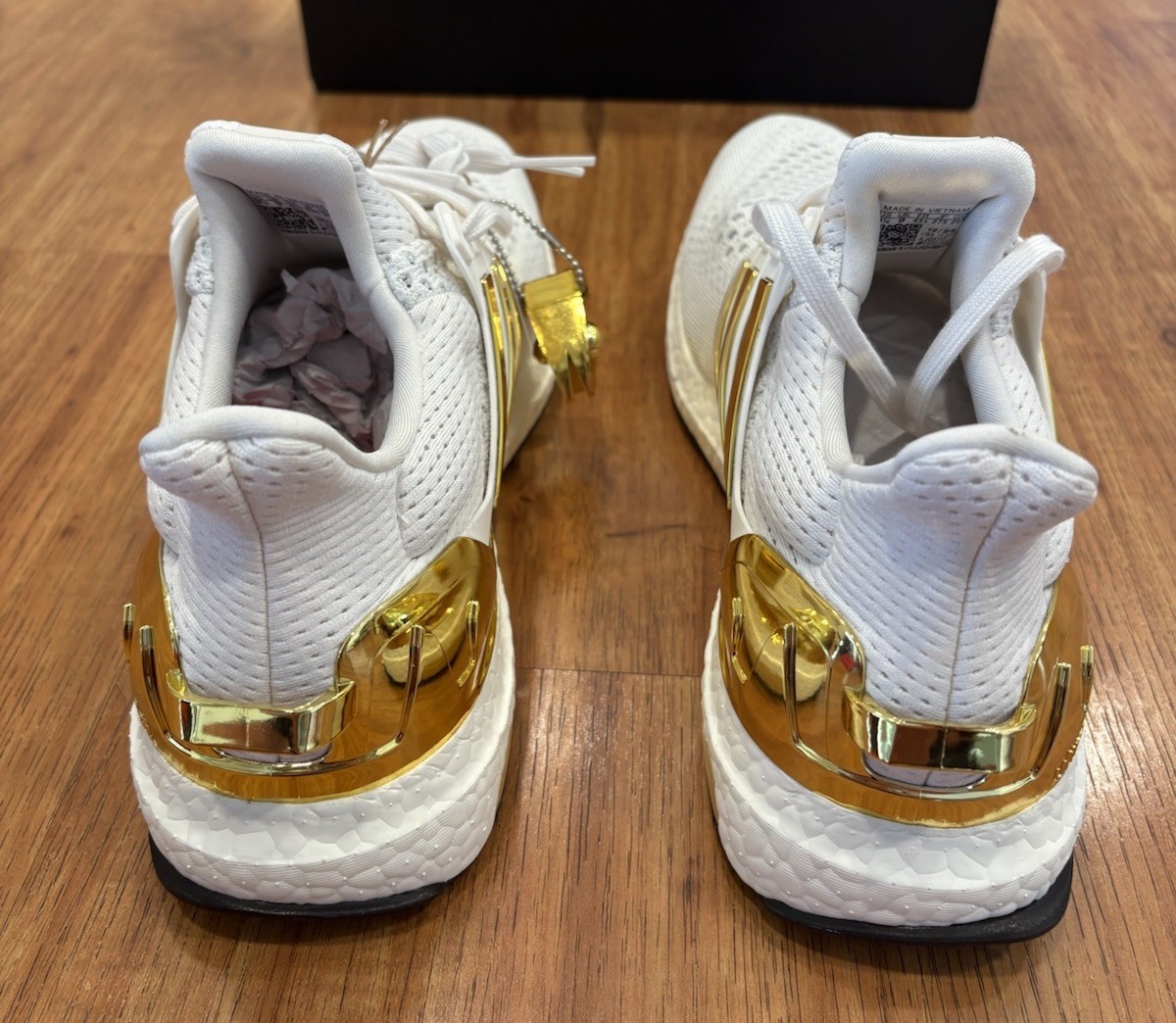 NEW Adidas X Fortnite Victory Crow Ultraboost White Gold Men\'s Shoes Sz 8 Adidas UB X Fortnite Victory Crow Ultraboost White Gold Mens  main image 2